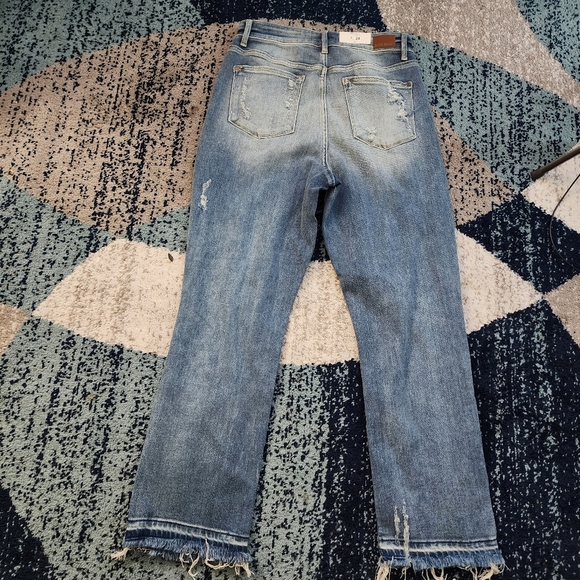 Judy Blue Women's Adrian Size 7/28 High Waisted Straight Leg Jeans Distressed - Picture 4 of 8